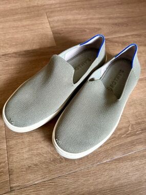 Rothy’s Slip-On Sneakers Light Green‑Gray Size 9 | Blue Stripe | GUC